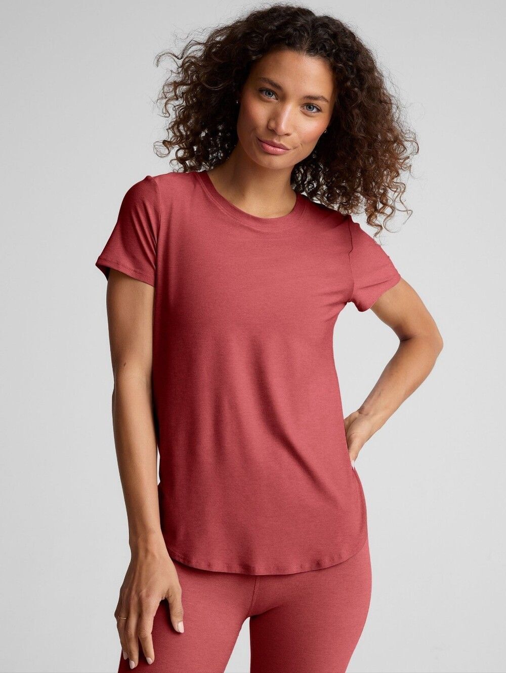 Beyond Yoga Featherweight On The Down Low Tee Size Small